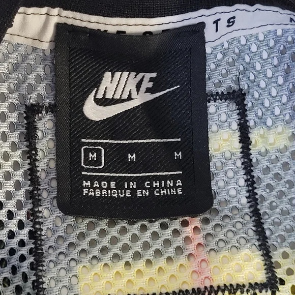 Nike Sportswear Futura Plaid Crop Top - Picture 6 of 10